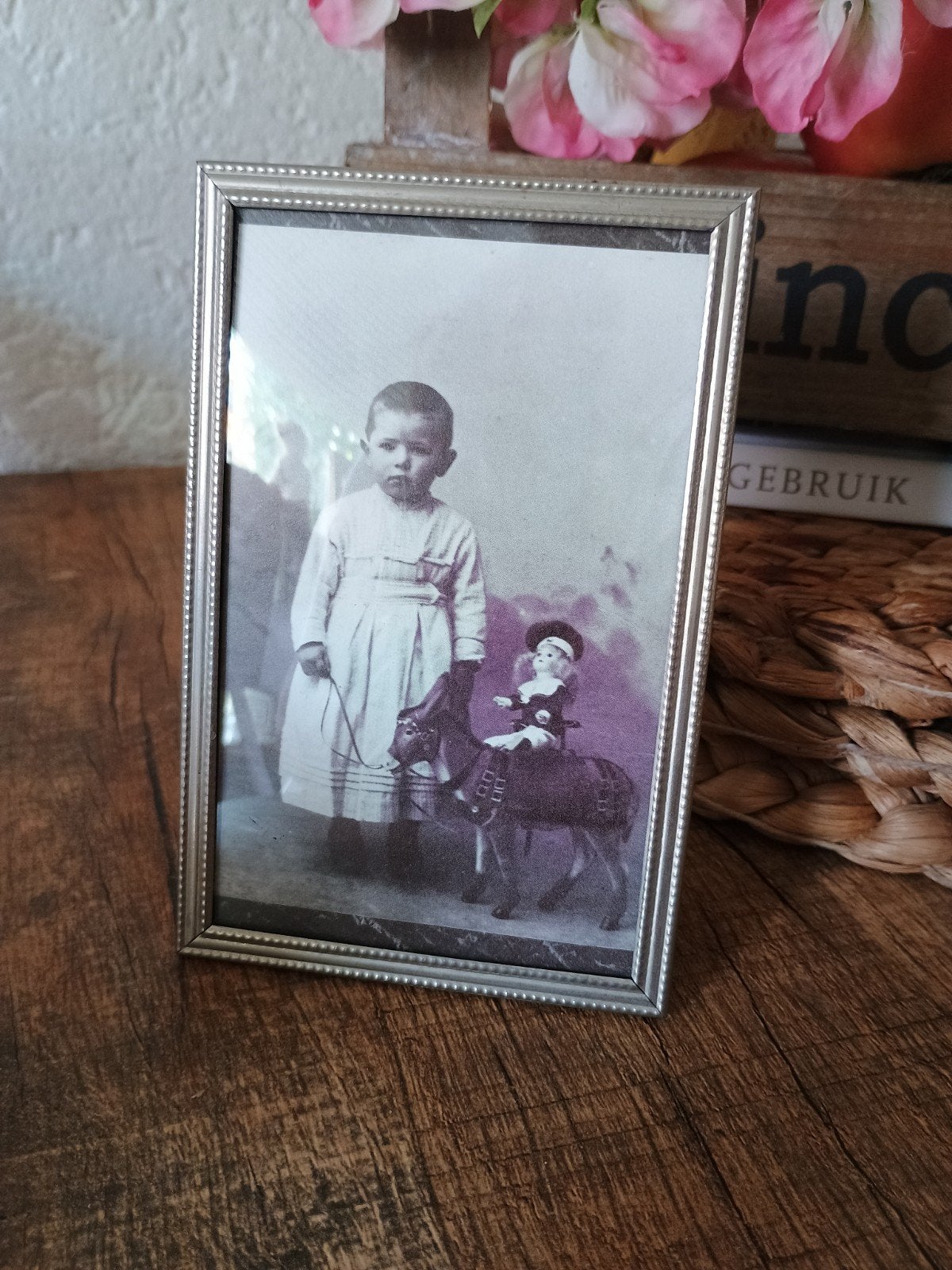 Oud brocant fotolijstje met bol glas ( nr.33), Antiek en Kunst, Ophalen of Verzenden